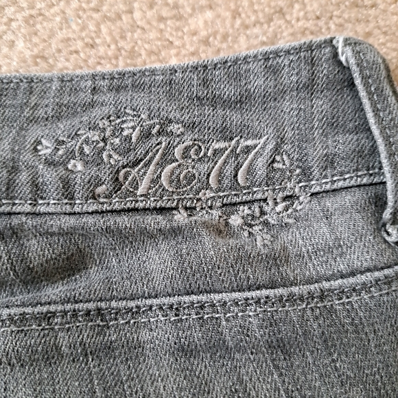American Eagle Jeans 77 Straight Womens Denim Size 10 Grey - Picture 12 of 14